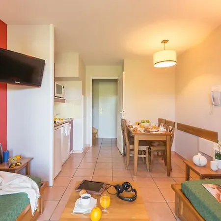 Le Hameau Du - Maeva Appartement *